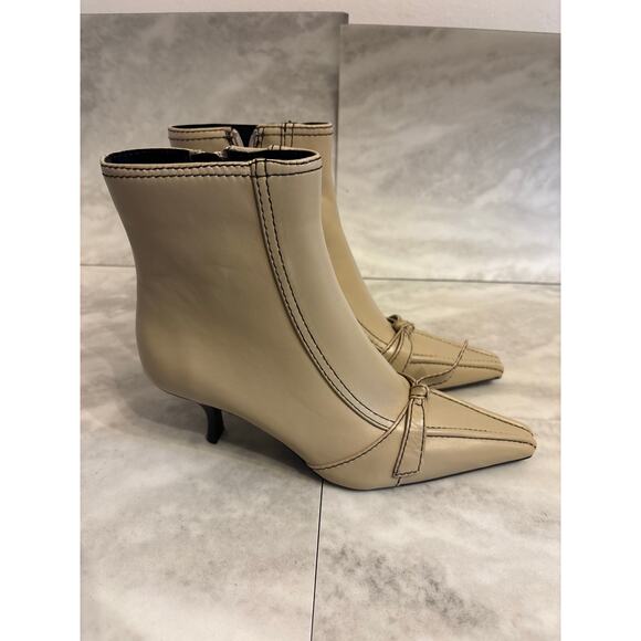 Mango Women's Bow and Decorative Stitching Leather Boots Kitten Heel Size 7.5 - Picture 3 of 7